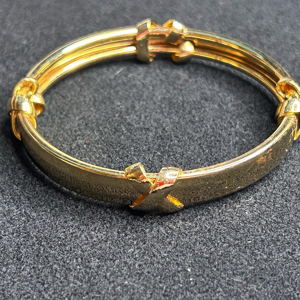 New- Gold tone X Link Bangle Bracelet